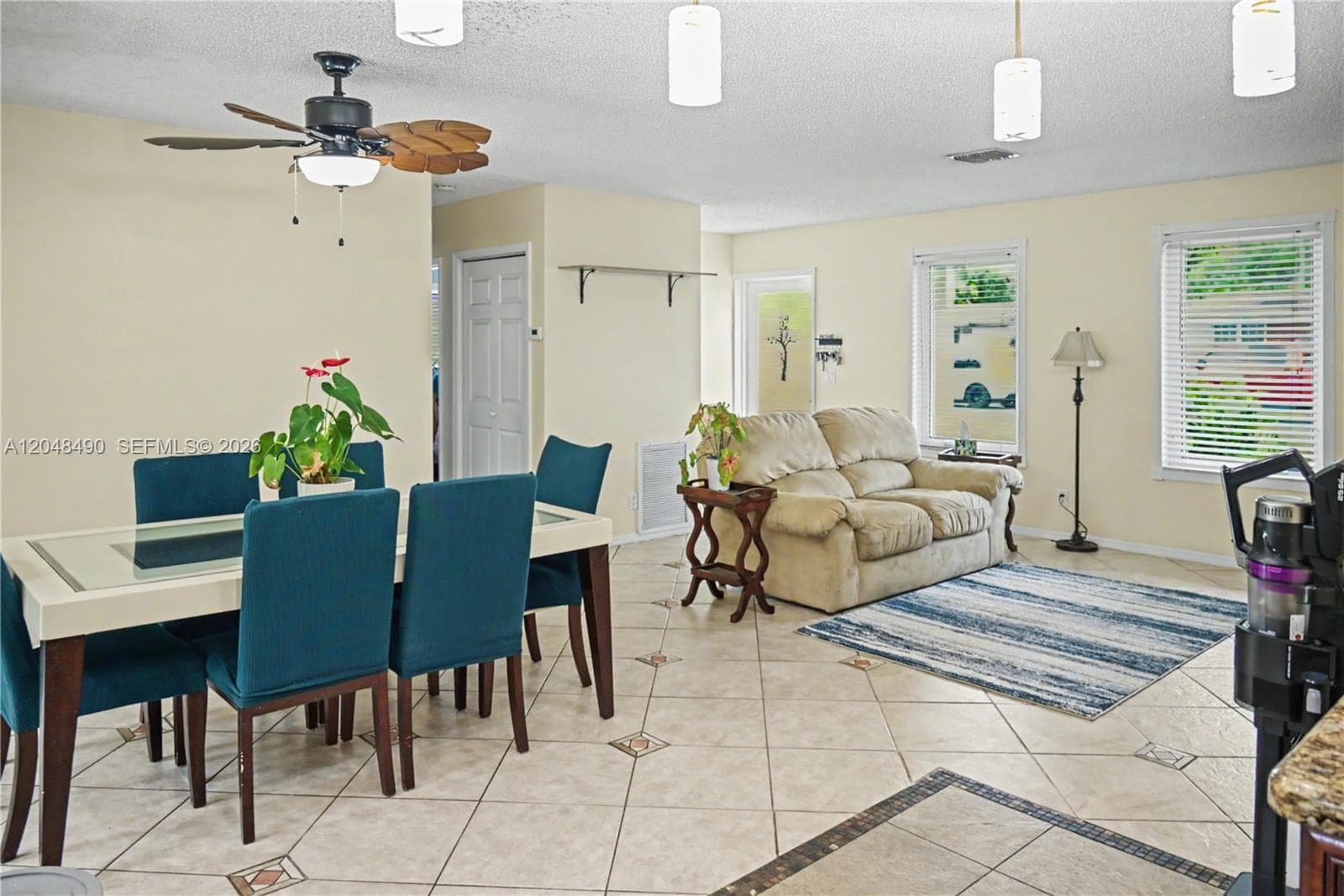 301 SW 65th Ave, Pembroke Pines, FL 33023 photo 5