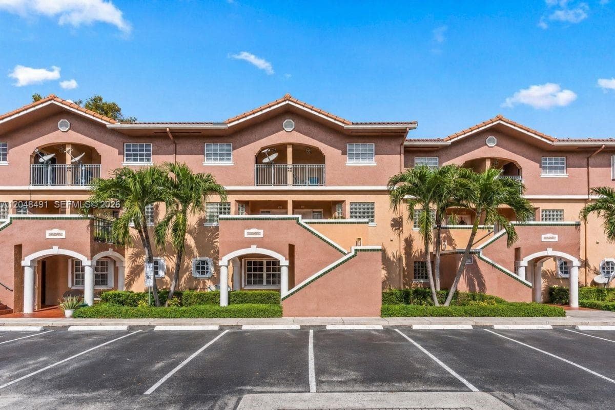 10014 Hammocks Blvd # 204-4, Miami, FL 33196 photo 3