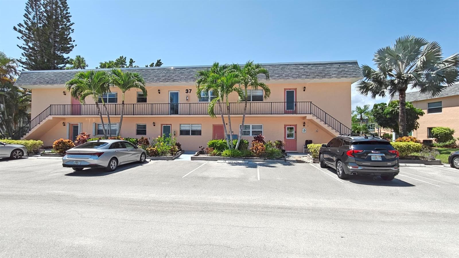 2950 SE Ocean Boulevard # 37-6, Stuart, FL 34996 photo 2