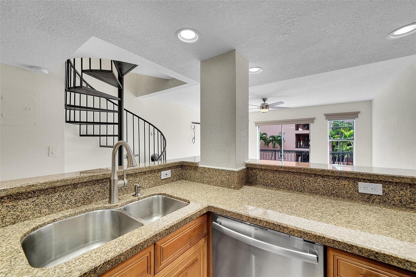 650 Tennis Club Drive # 305, Fort Lauderdale, FL 33311 photo 5