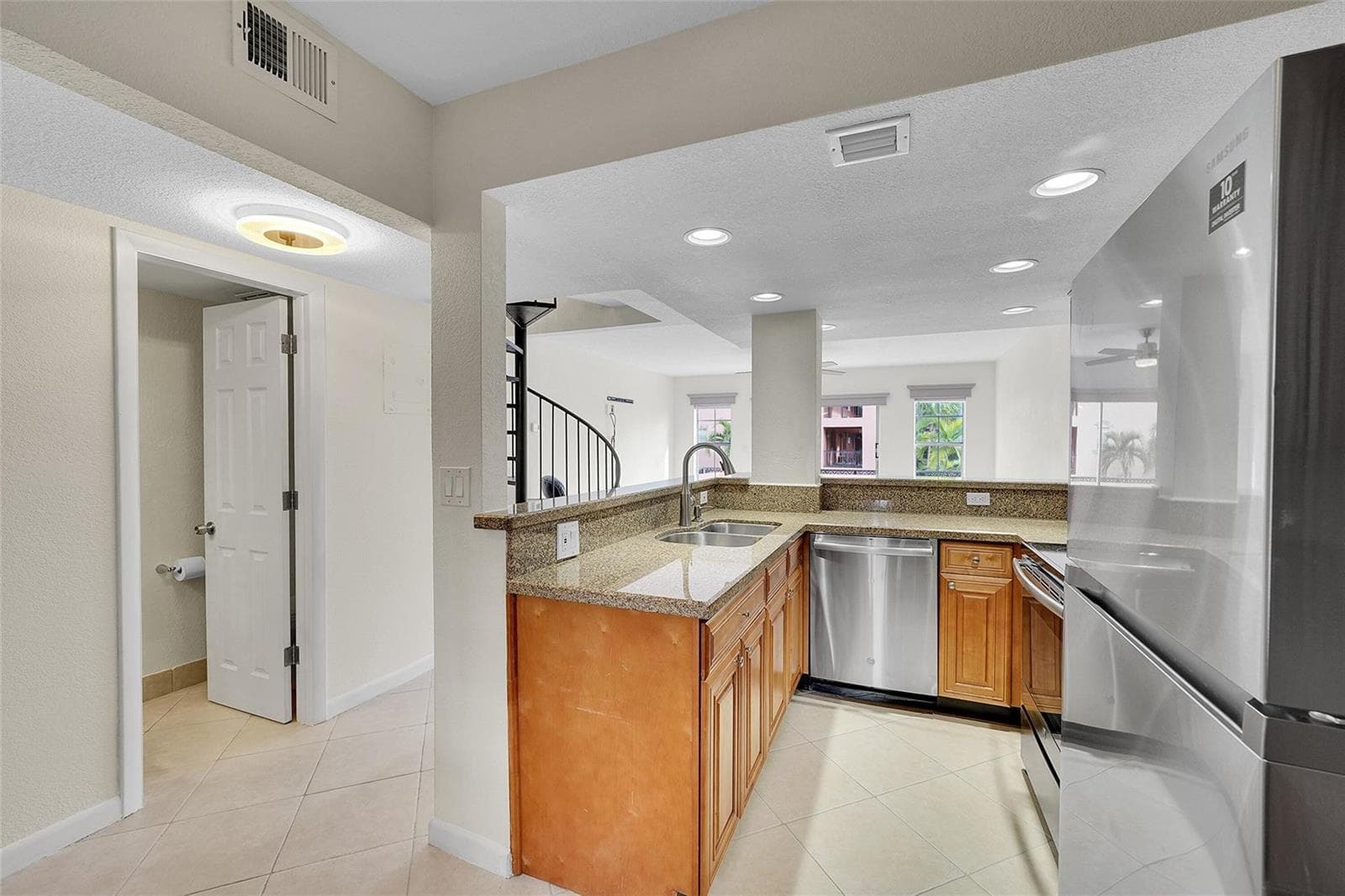 650 Tennis Club Drive # 305, Fort Lauderdale, FL 33311 photo 4