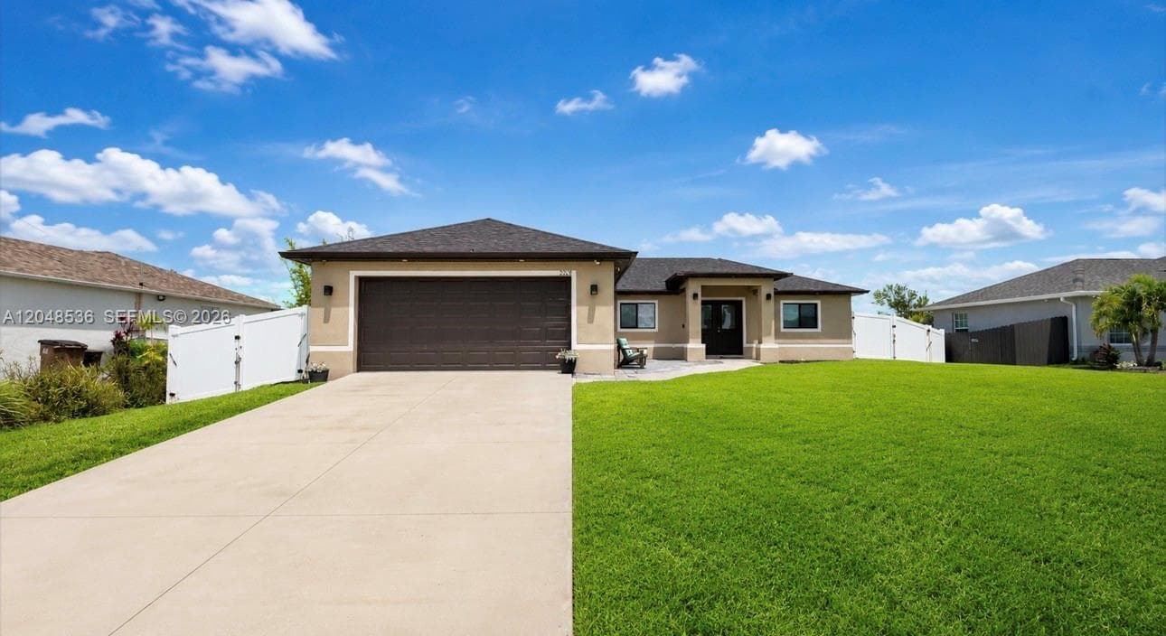 2208 NW 42ND PL, Cape Coral, FL 33993 photo 2