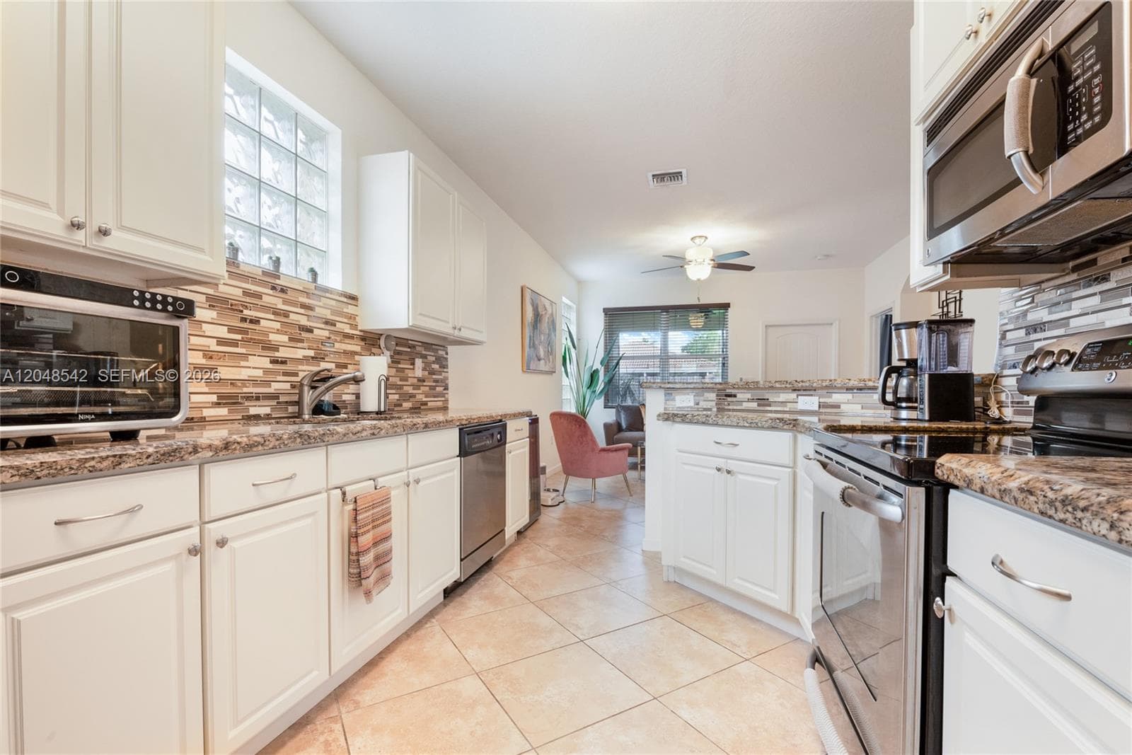 21471 SW 89th Ct, Cutler Bay, FL 33189 photo 2