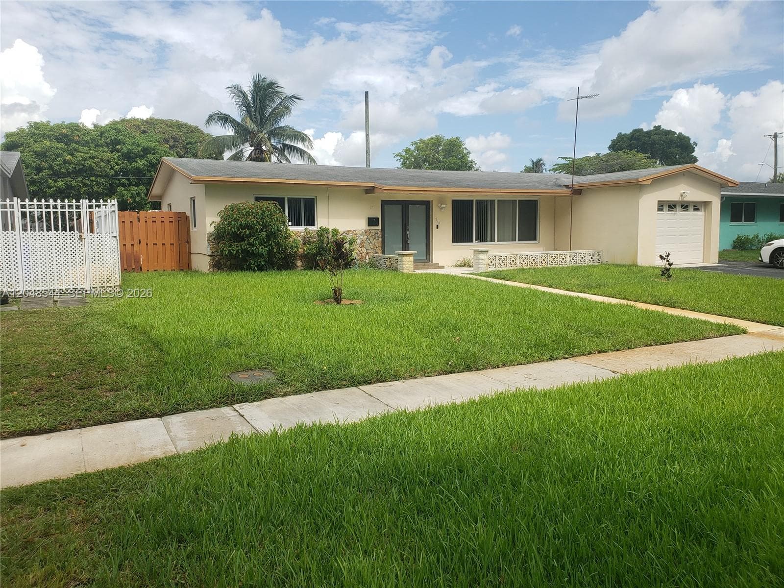 510 SW 70th Ave, Pembroke Pines, FL 33023 photo 3