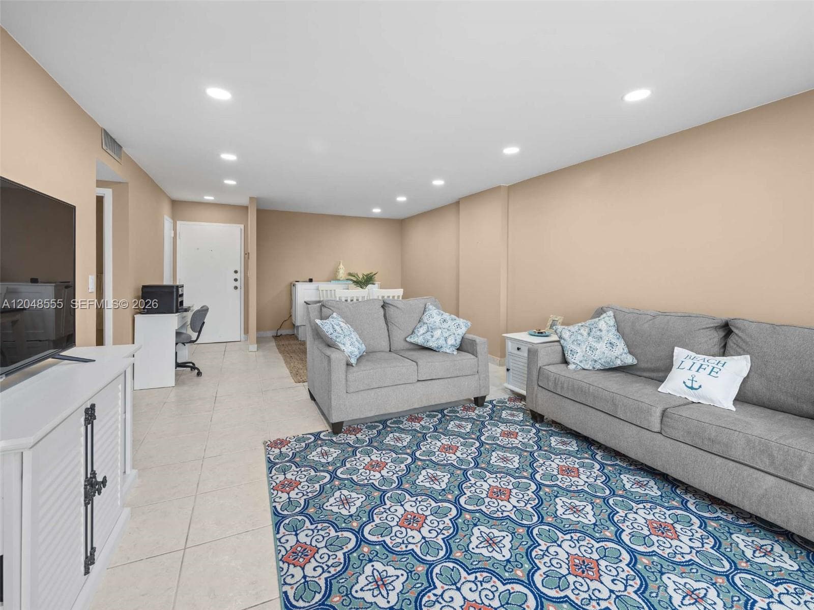 322 SE Buchanan St # 703, Hollywood, FL 33019 photo 4
