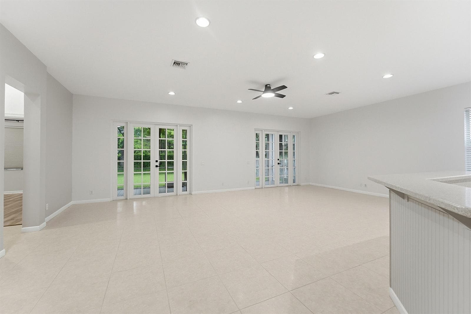 970 Tulip Circle, Weston, FL 33327 photo 4