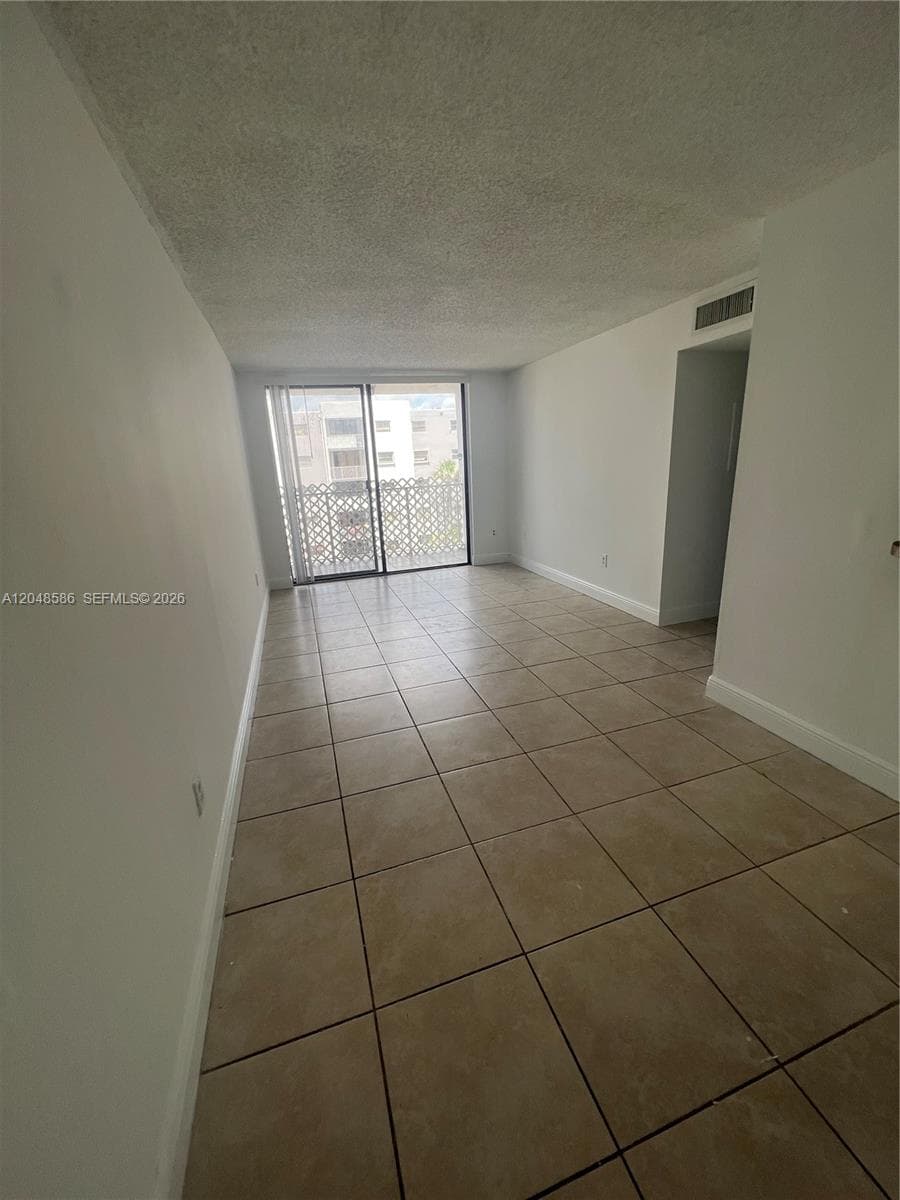 8145 NW 7th St # 405, Miami, FL 33126