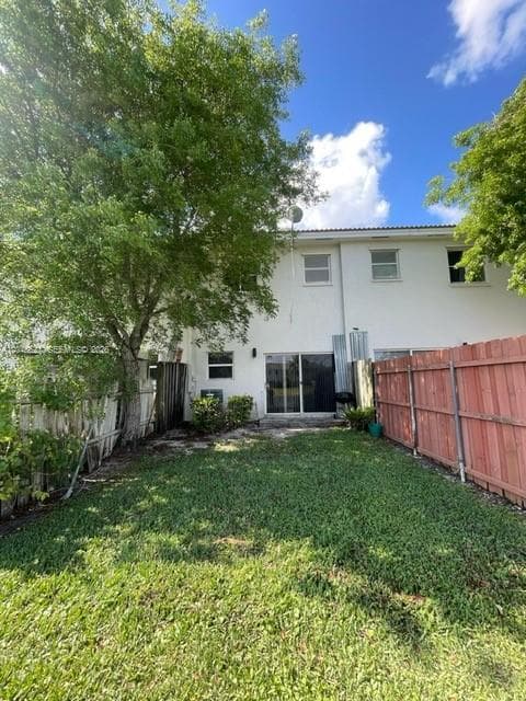 1581 SE 31st Ct # 0, Homestead, FL 33035 photo 2