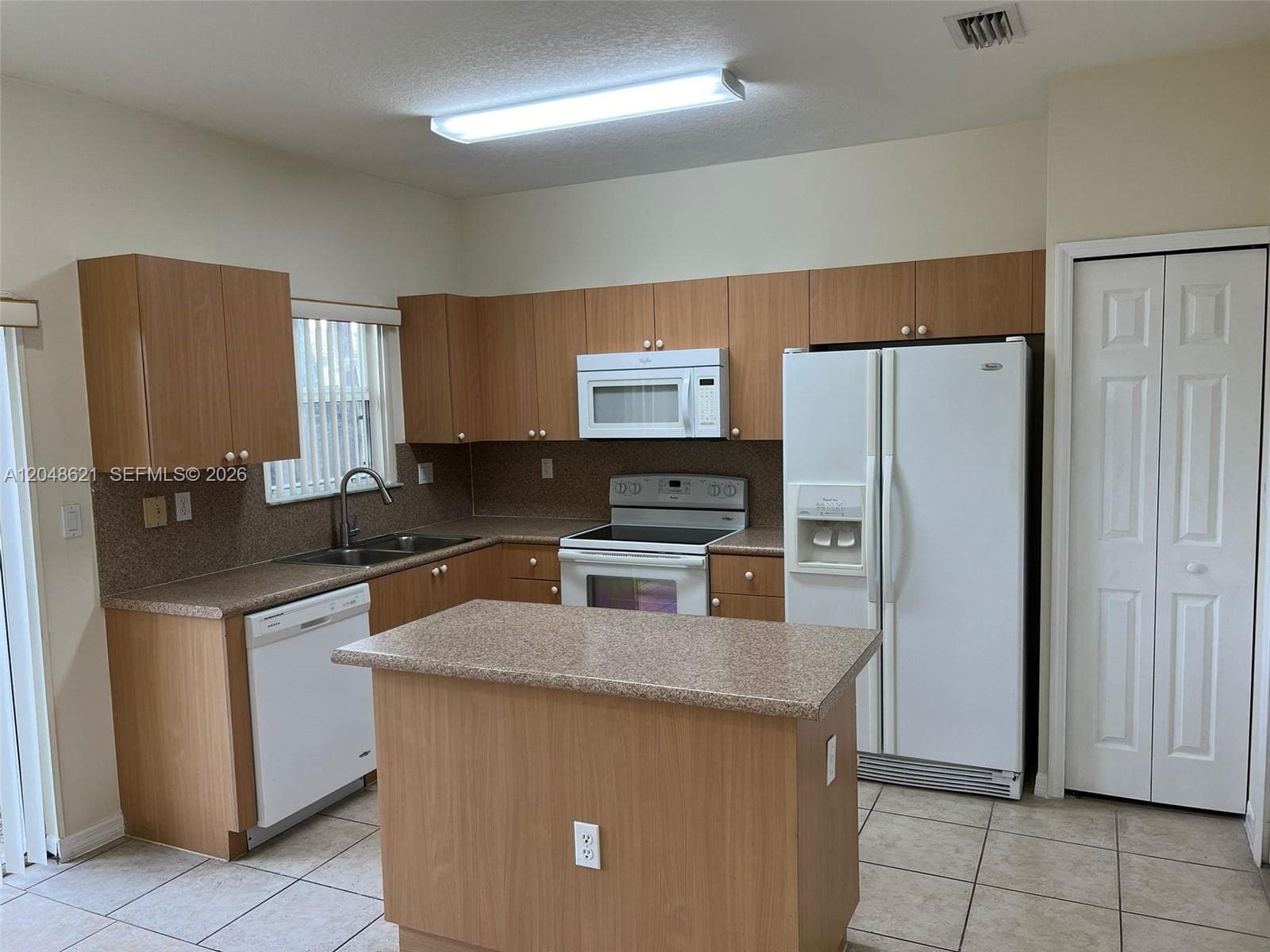 1581 SE 31st Ct # 0, Homestead, FL 33035 photo 4