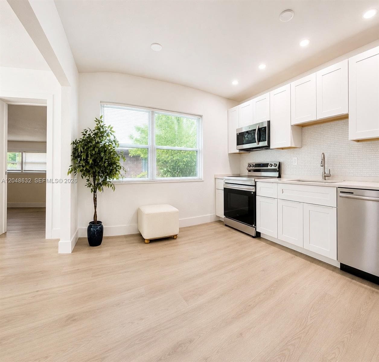 3061 NW 2nd St, Fort Lauderdale, FL 33311 photo 3