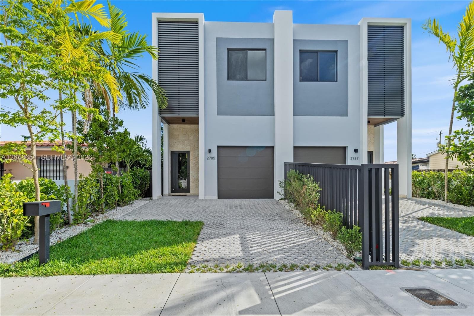 2787 SW 34th Ave, Miami, FL 33133 photo 3