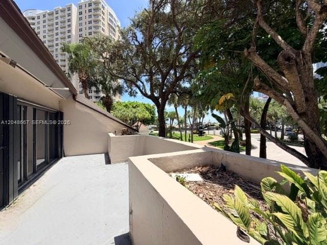 520 Brickell Key Dr # O208, Miami, FL 33131