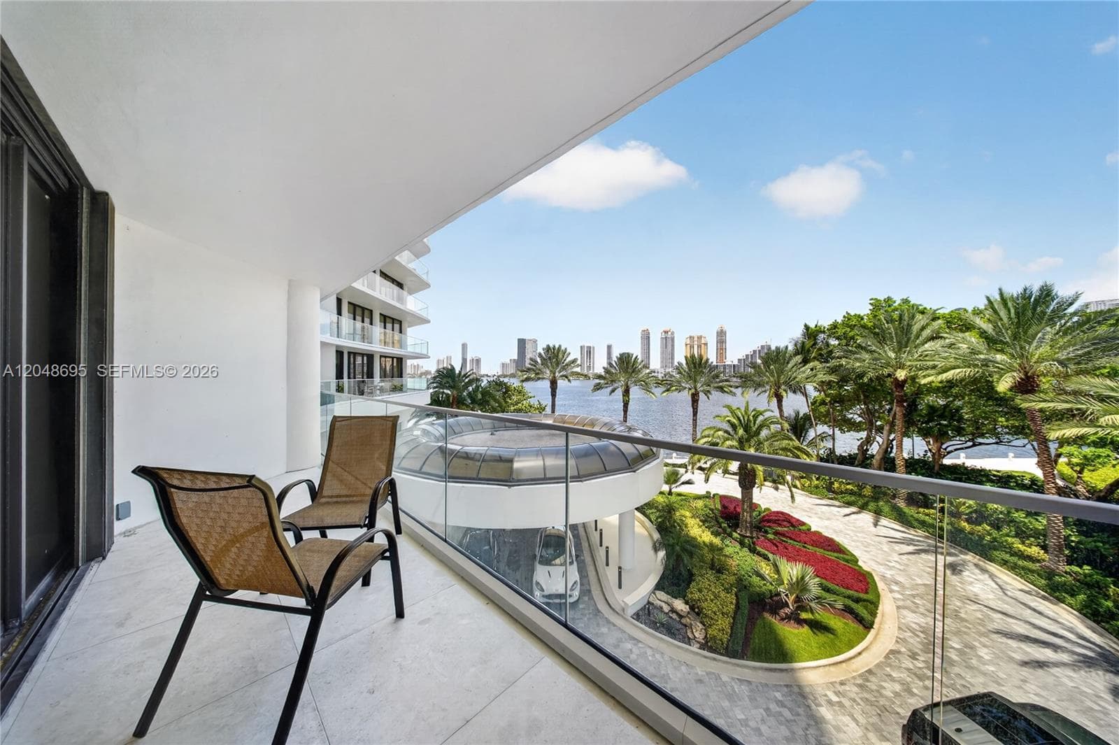 2800 Island Blvd # 302, Aventura, FL 33160 photo 2