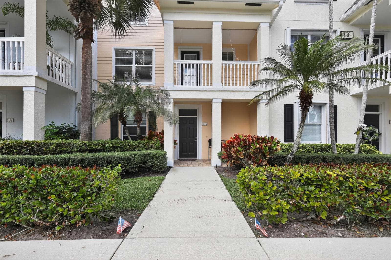 156 Aragon Way, Jupiter, FL 33458 photo 2