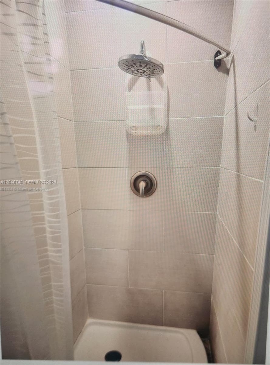2251 NW 87th Ter, Pembroke Pines, FL 33024 photo 5