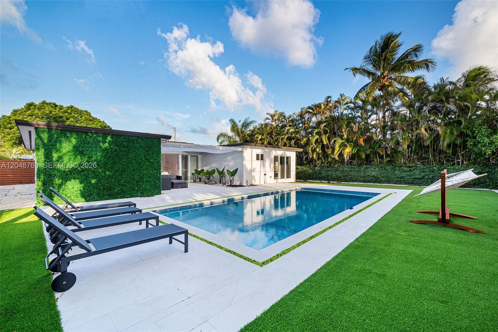 10658 NE 11th Ave, Miami Shores, FL 33138 photo 3