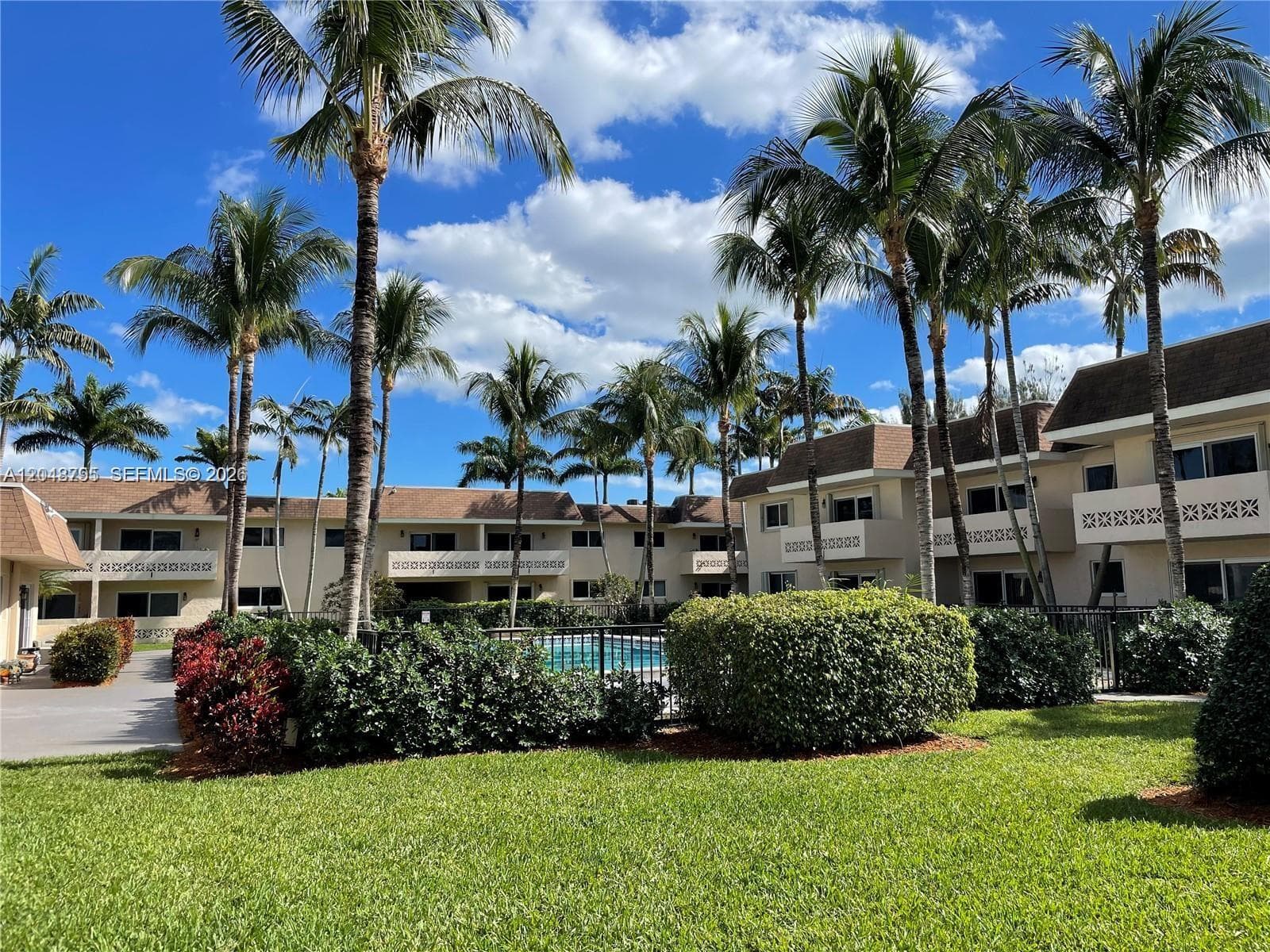14500 SW 88th Ave # 151, Palmetto Bay, FL 33176