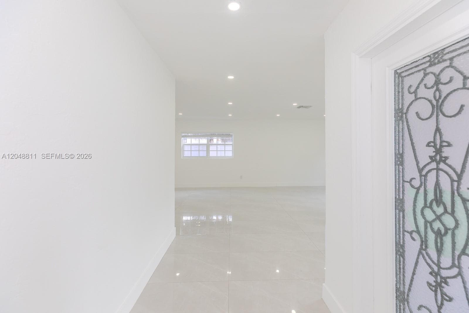 913 NE 2nd St, Hallandale Beach, FL 33009 photo 4
