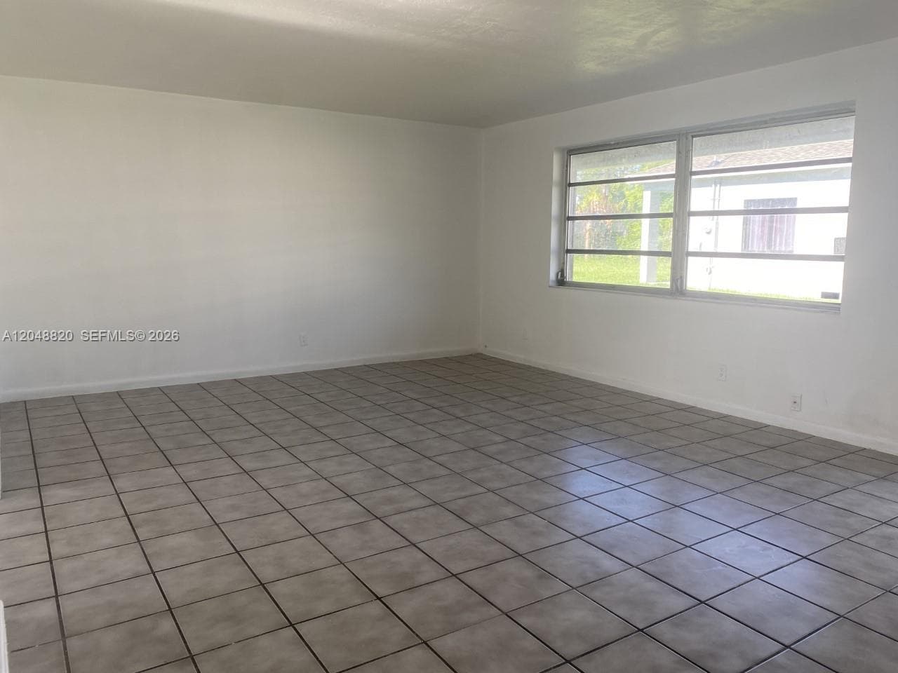 5904 SW 27th St, West Park, FL 33023 photo 2