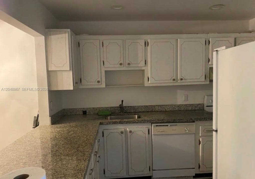 410 SE 2nd St # 408, Hallandale Beach, FL 33009 photo 5