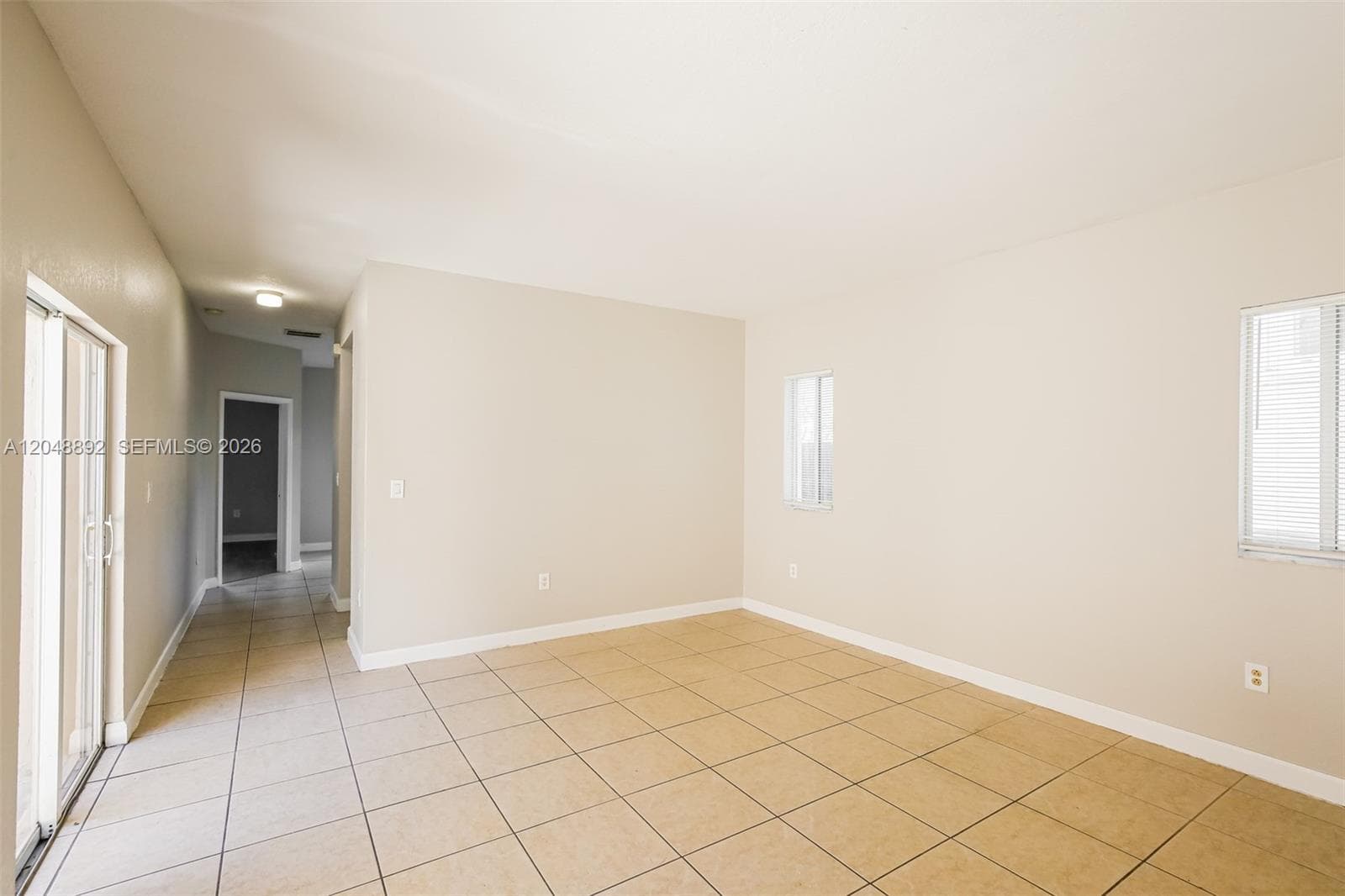 216 SE 32nd Ter, Homestead, FL 33033 photo 2