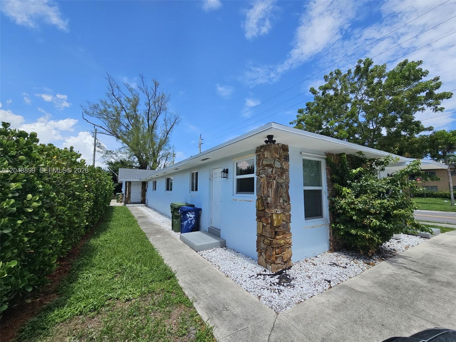 329 SE 2nd St, Hallandale Beach, FL 33009 photo 5