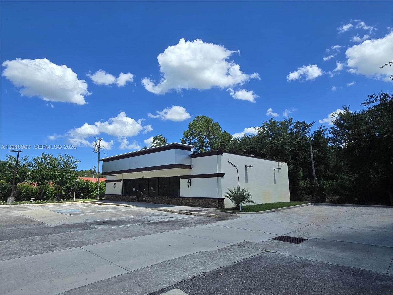8801 20th St, Vero Beach, FL 32966 photo 3