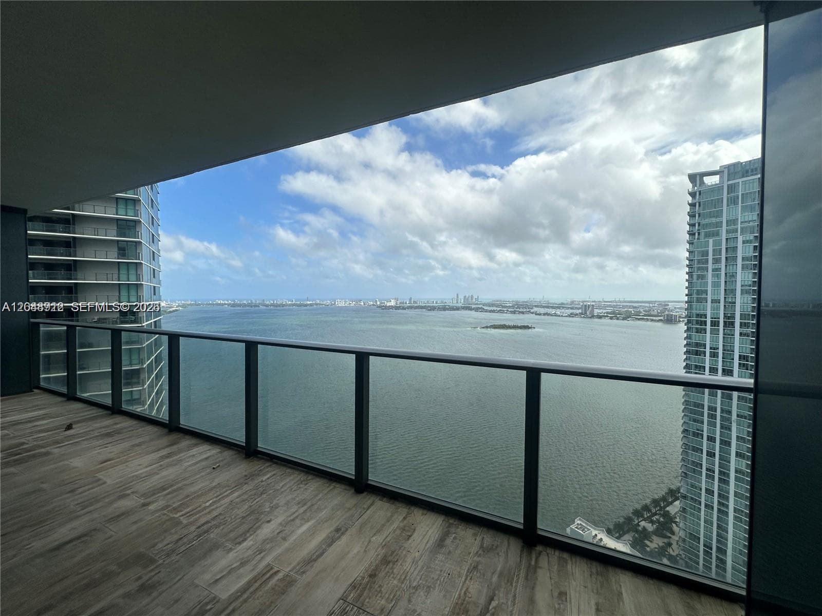 650 NE 32nd St # 4205, Miami, FL 33137 photo 3