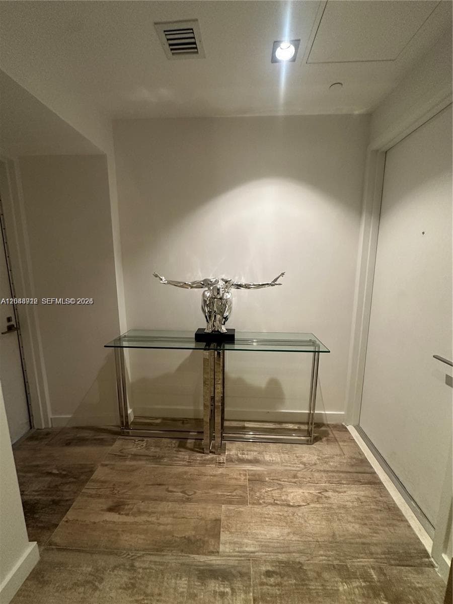 650 NE 32nd St # 4205, Miami, FL 33137 photo 5