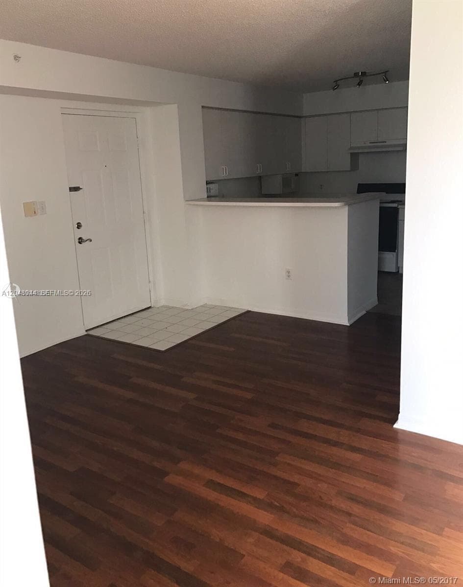 4420 NW 107th Ave # 207, Doral, FL 33178 photo 2