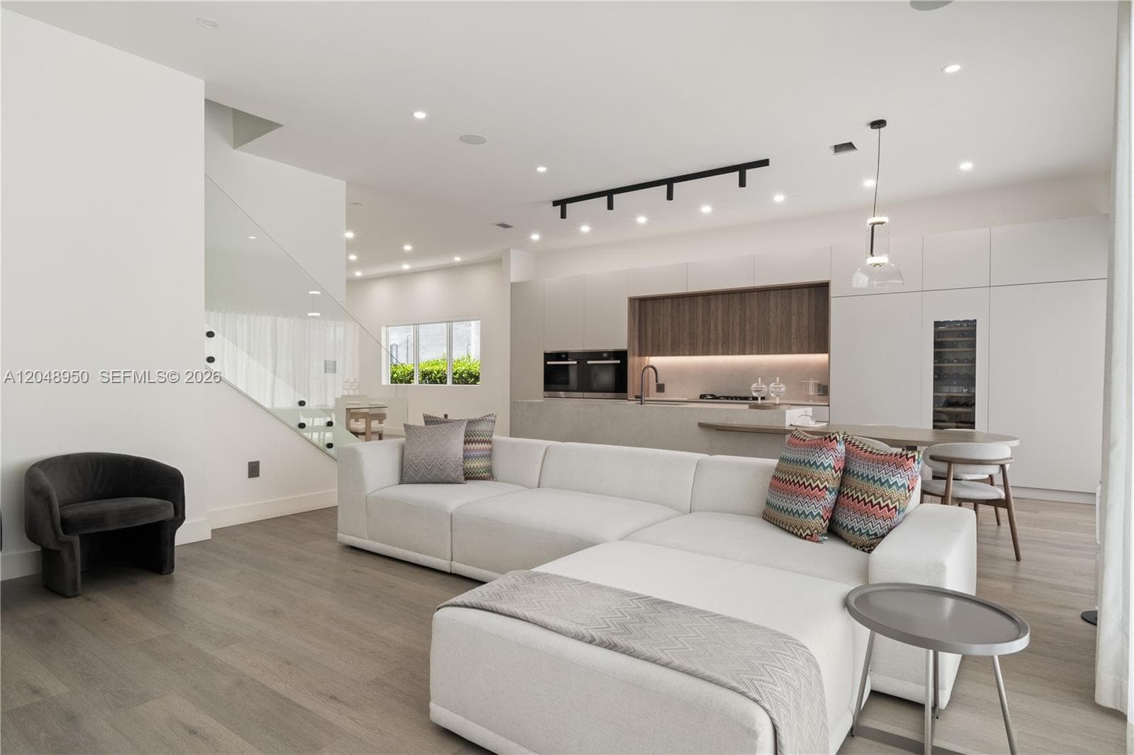 18955 Atlantic Blvd, Sunny Isles Beach, FL 33160