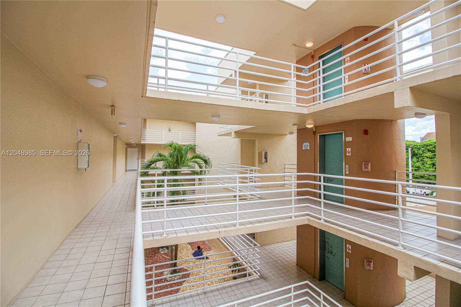 8050 NW 8th St # 1306, Miami, FL 33126 photo 5