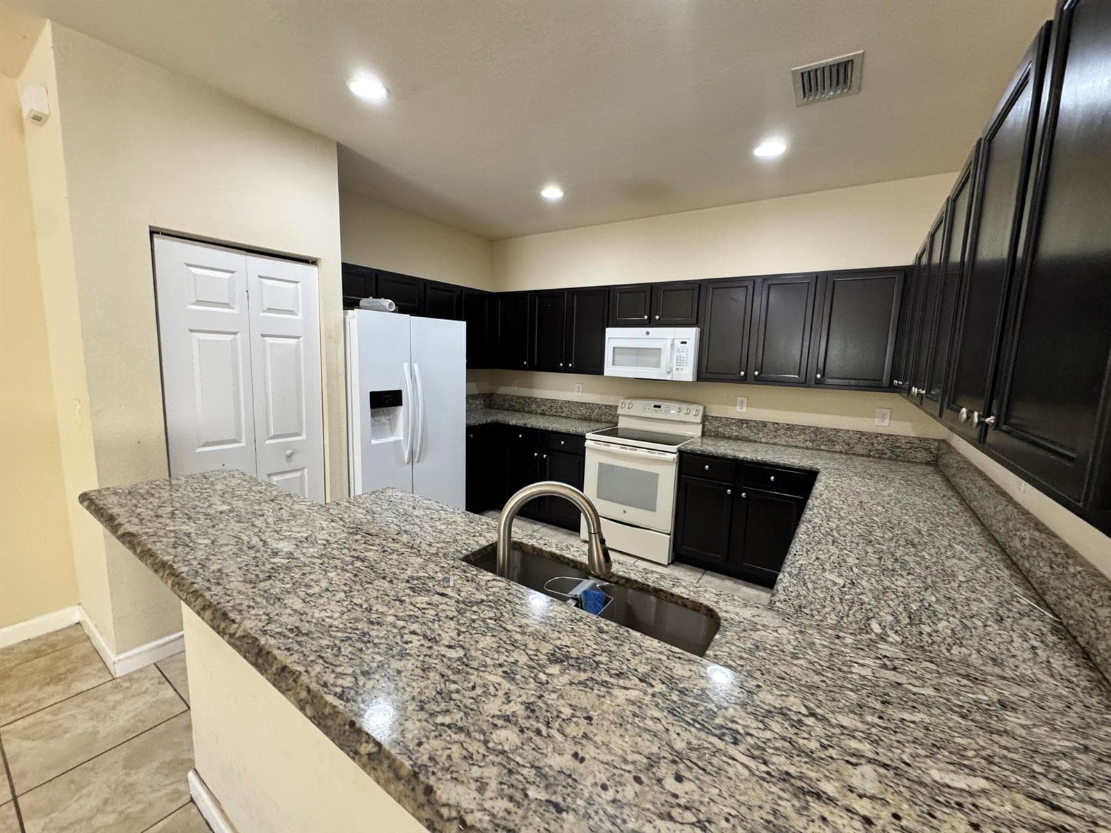 9136 SW 227th Terrace # 9136, Cutler Bay, FL 33190 photo 5