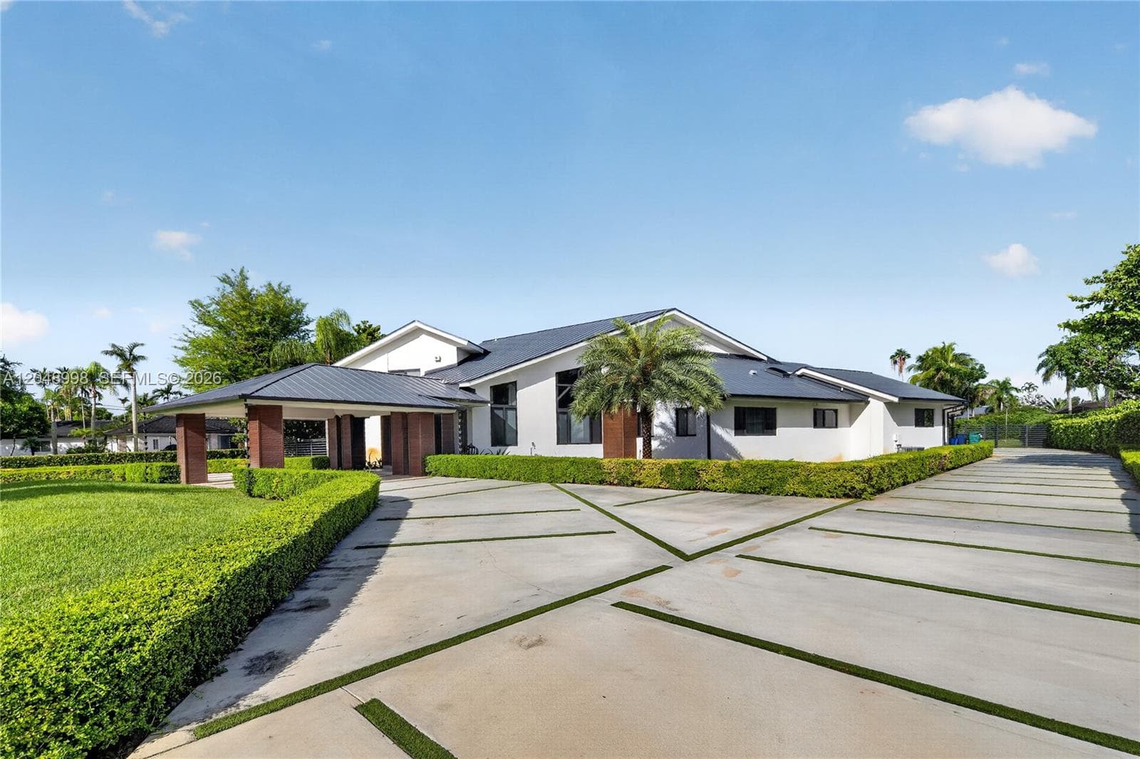 10506 SW 89 Place, Miami, FL 33176 photo 4