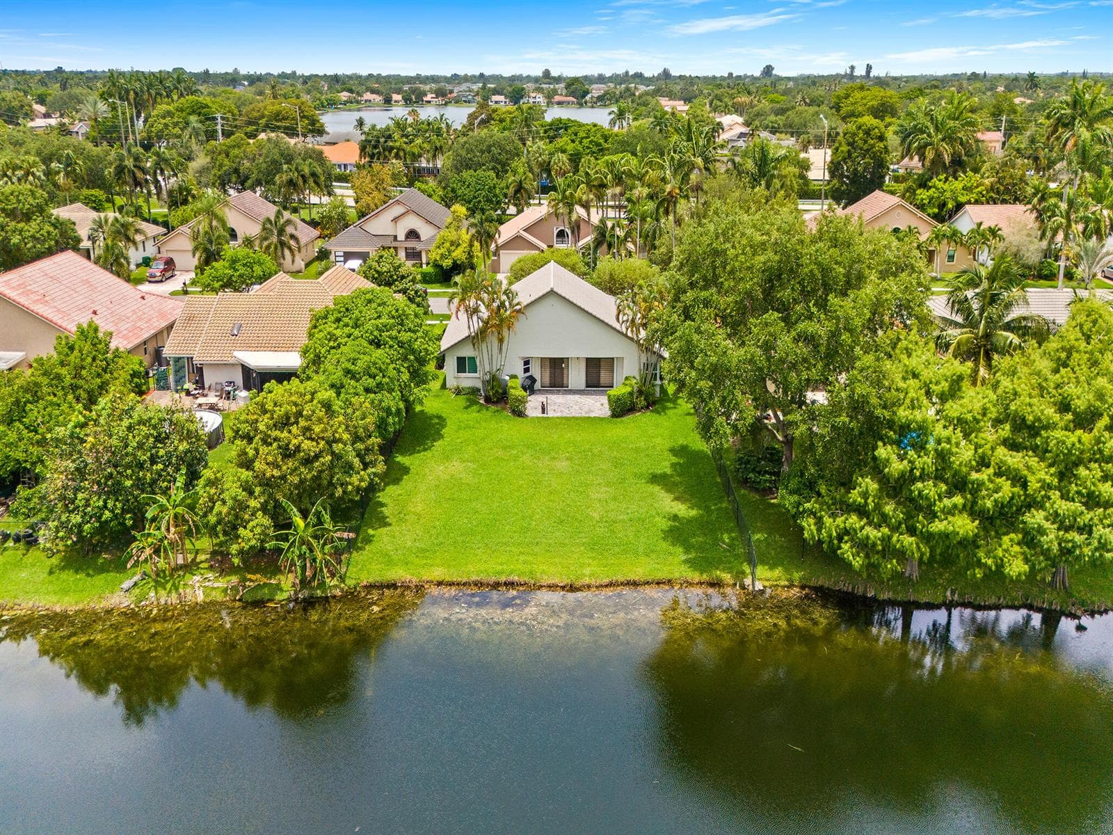 1750 W Oak Knoll Circle, Davie, FL 33324 photo 3