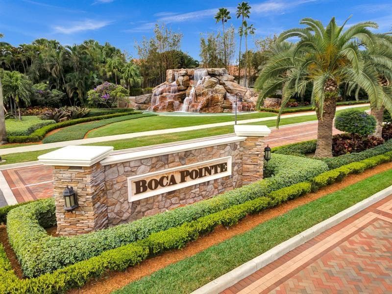 6584 Via Regina, Boca Raton, FL 33433 photo 4
