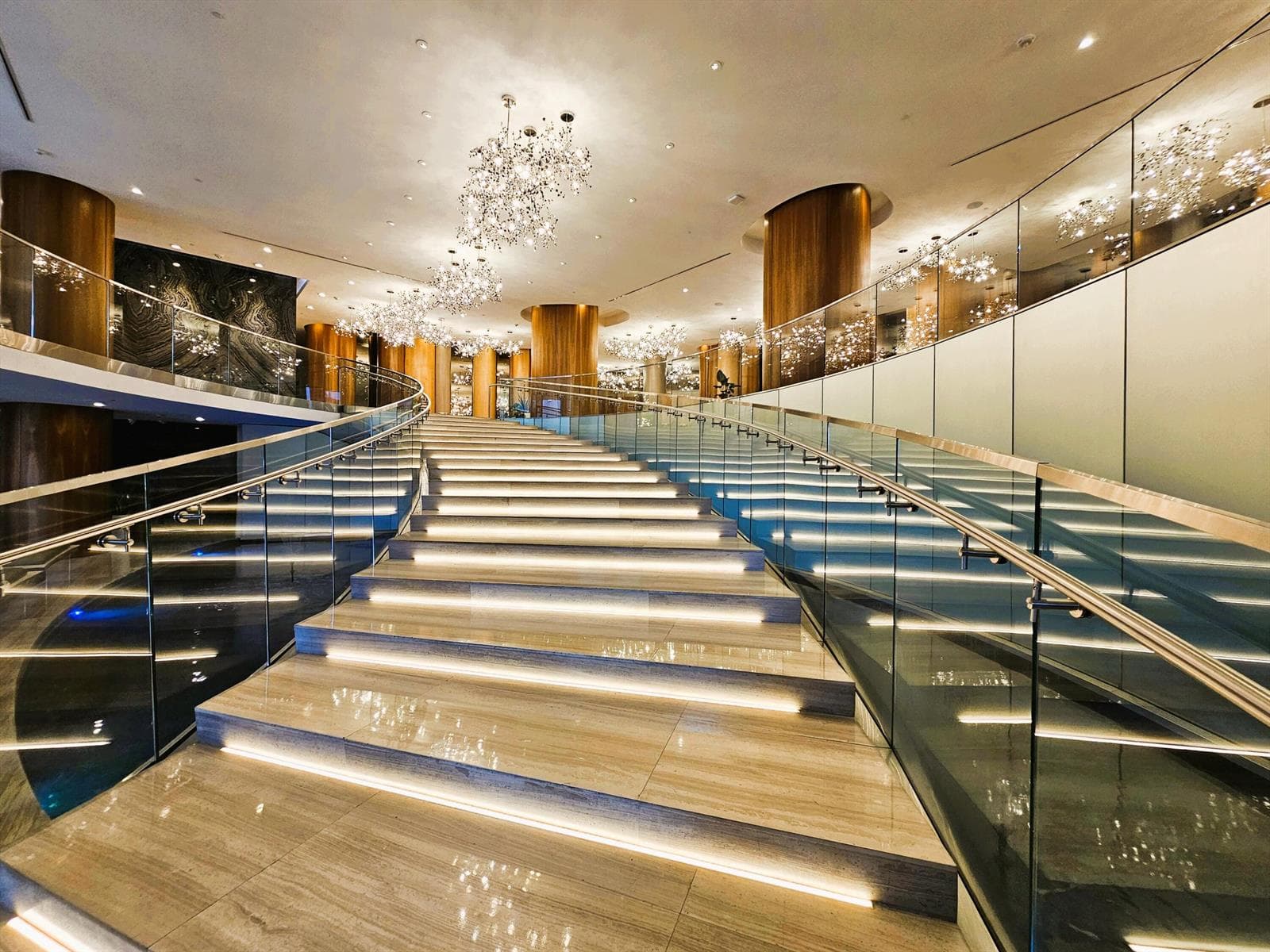 488 NE 18th Street # Apt 3508, Miami, FL 33132 photo 2