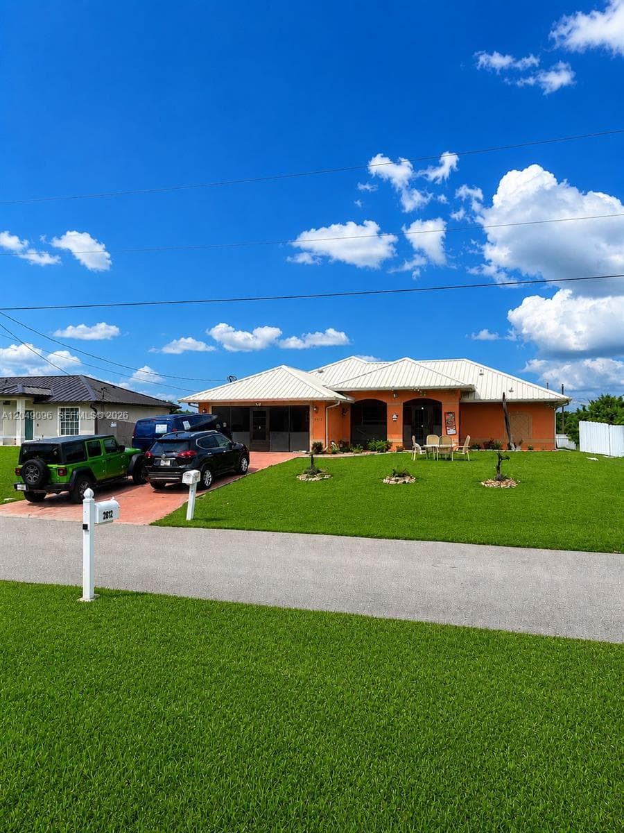 2903 19TH ST SW, Lehigh Acres, FL 33976