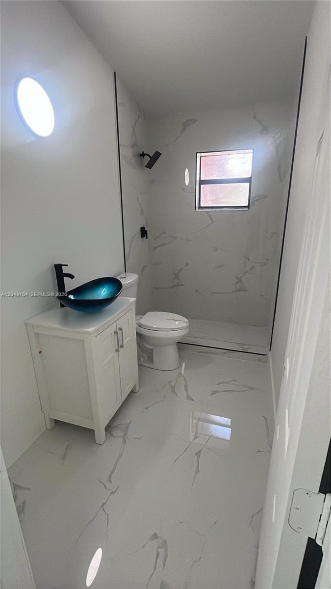 11601 Lincoln Blvd, Miami, FL 33176