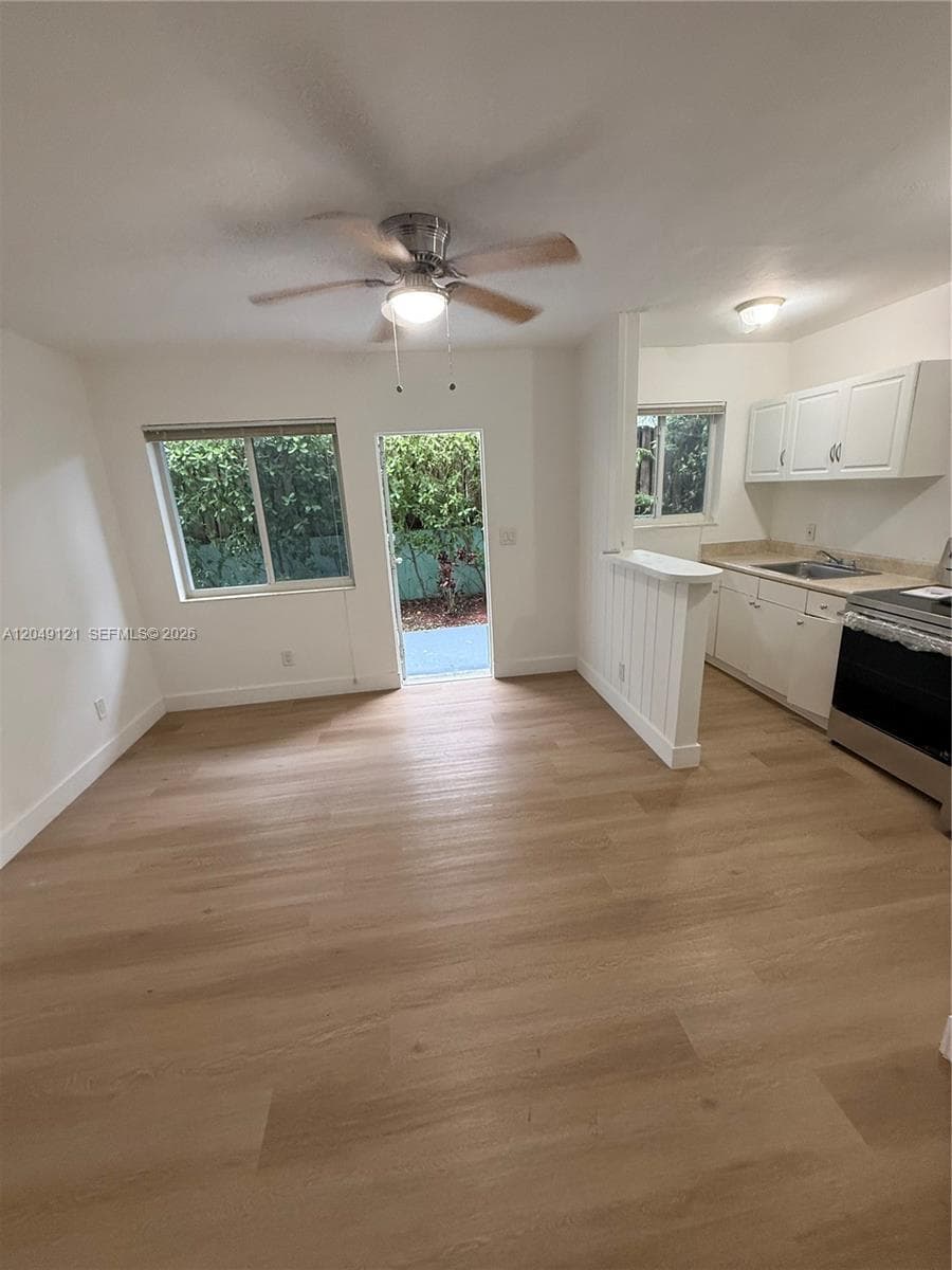 469 SW 3rd St # 4, Miami, FL 33130 photo 2