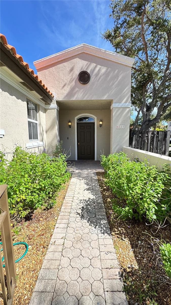 8337 NW 142nd St # 8337, Miami Lakes, FL 33016 photo 4