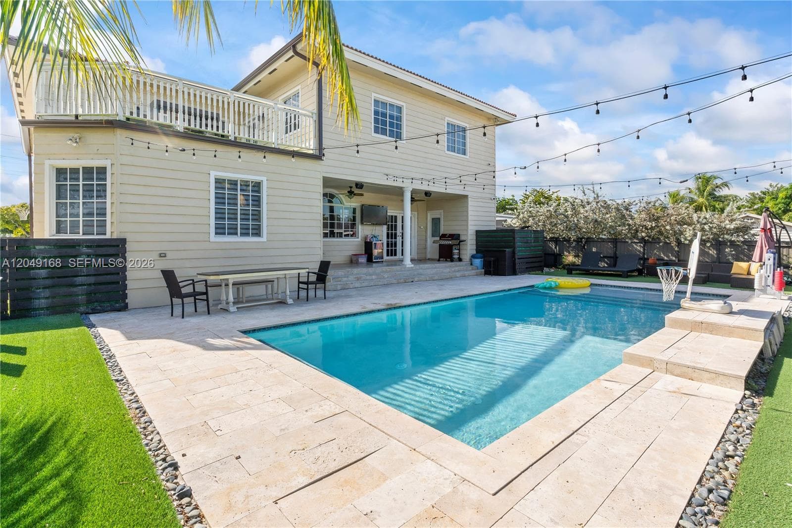 901 Dove Ave, Miami Springs, FL 33166 photo 3