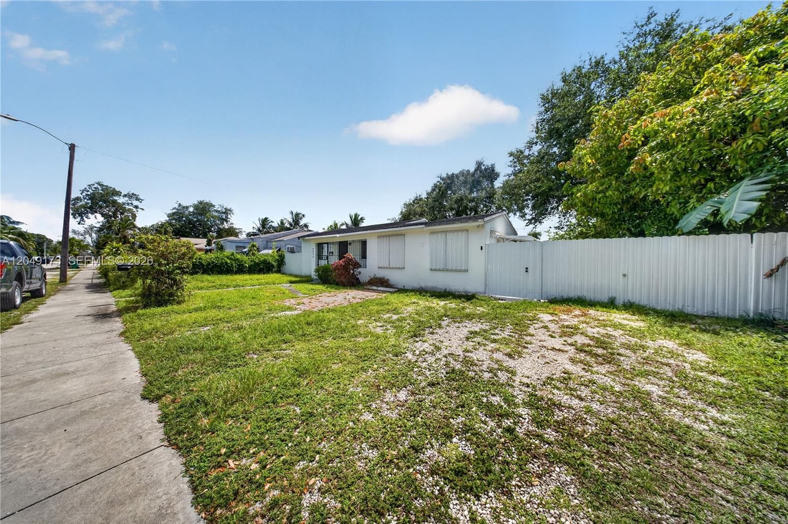 9828 NW 26th Ave, Miami, FL 33147 photo 2