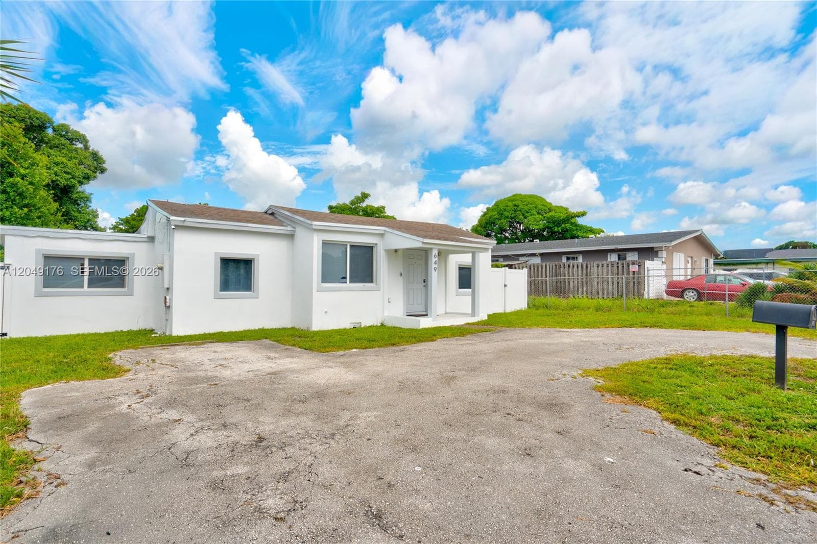 649 NW 24th Ave, Fort Lauderdale, FL 33311 photo 2