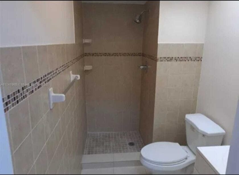 4413 NW 3rd Avenue # 4413, Deerfield Beach, FL 33064 photo 2
