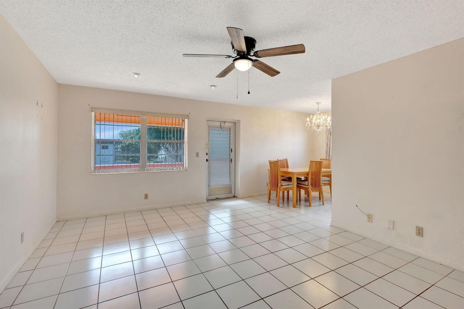 332 Sheffield N, West Palm Beach, FL 33417 photo 3
