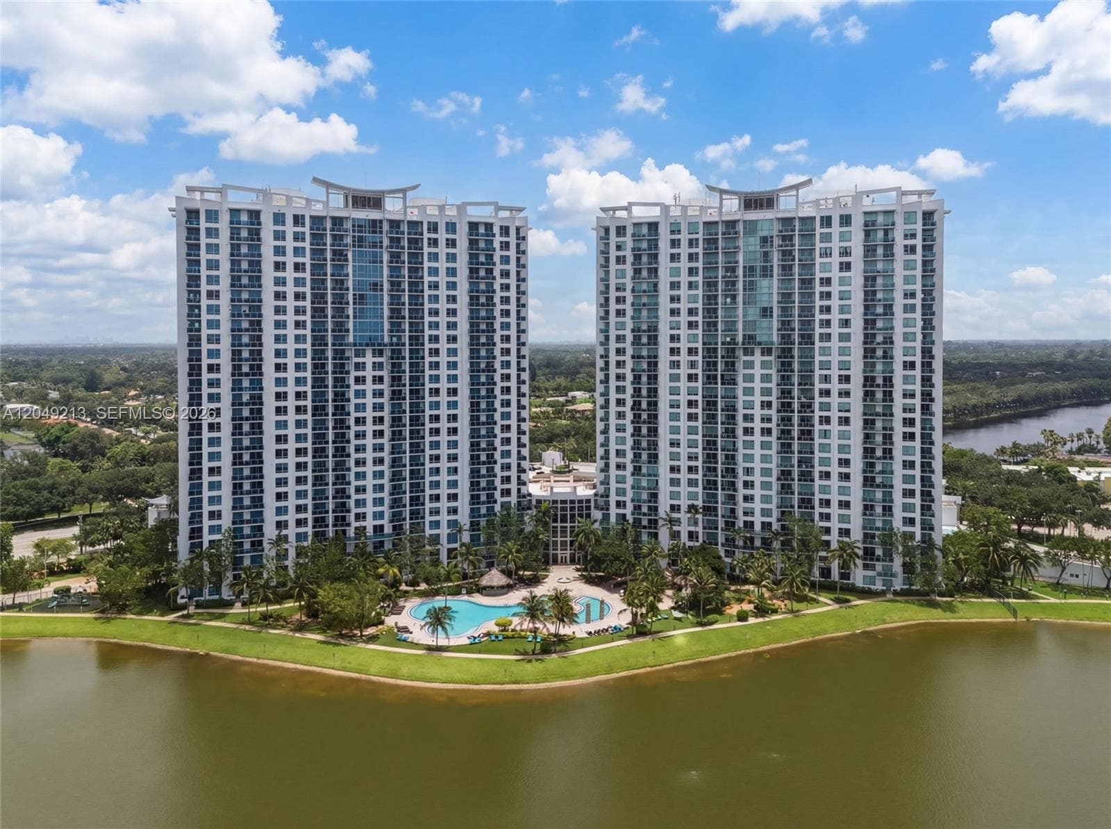 2681 N Flamingo Rd # 2205S, Sunrise, FL 33323 photo 2