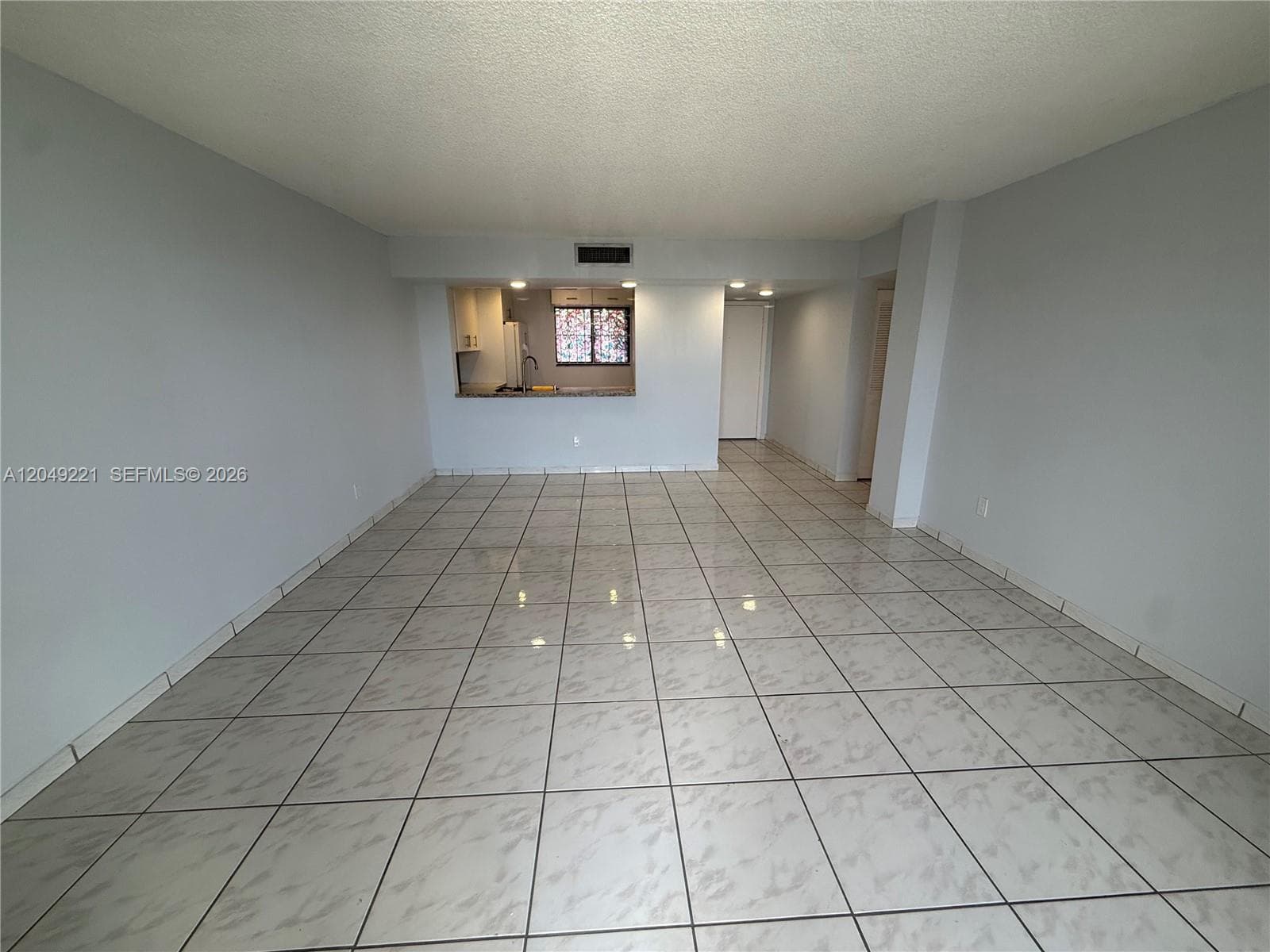 8625 NW 8th St # 420, Miami, FL 33126 photo 2