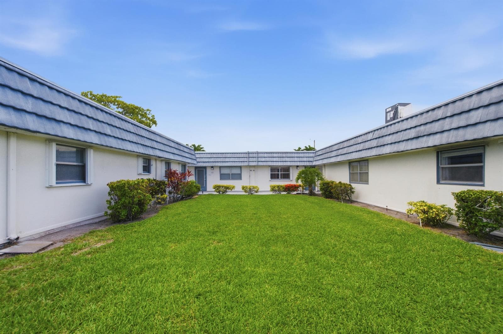 30 Waterford B, Delray Beach, FL 33446 photo 3