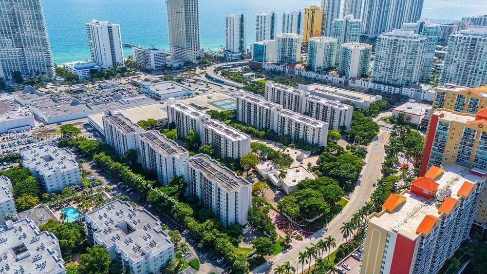 16909 N Bay Rd # 907, Sunny Isles Beach, FL 33160